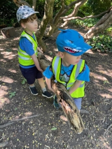 forest school 4th july 6